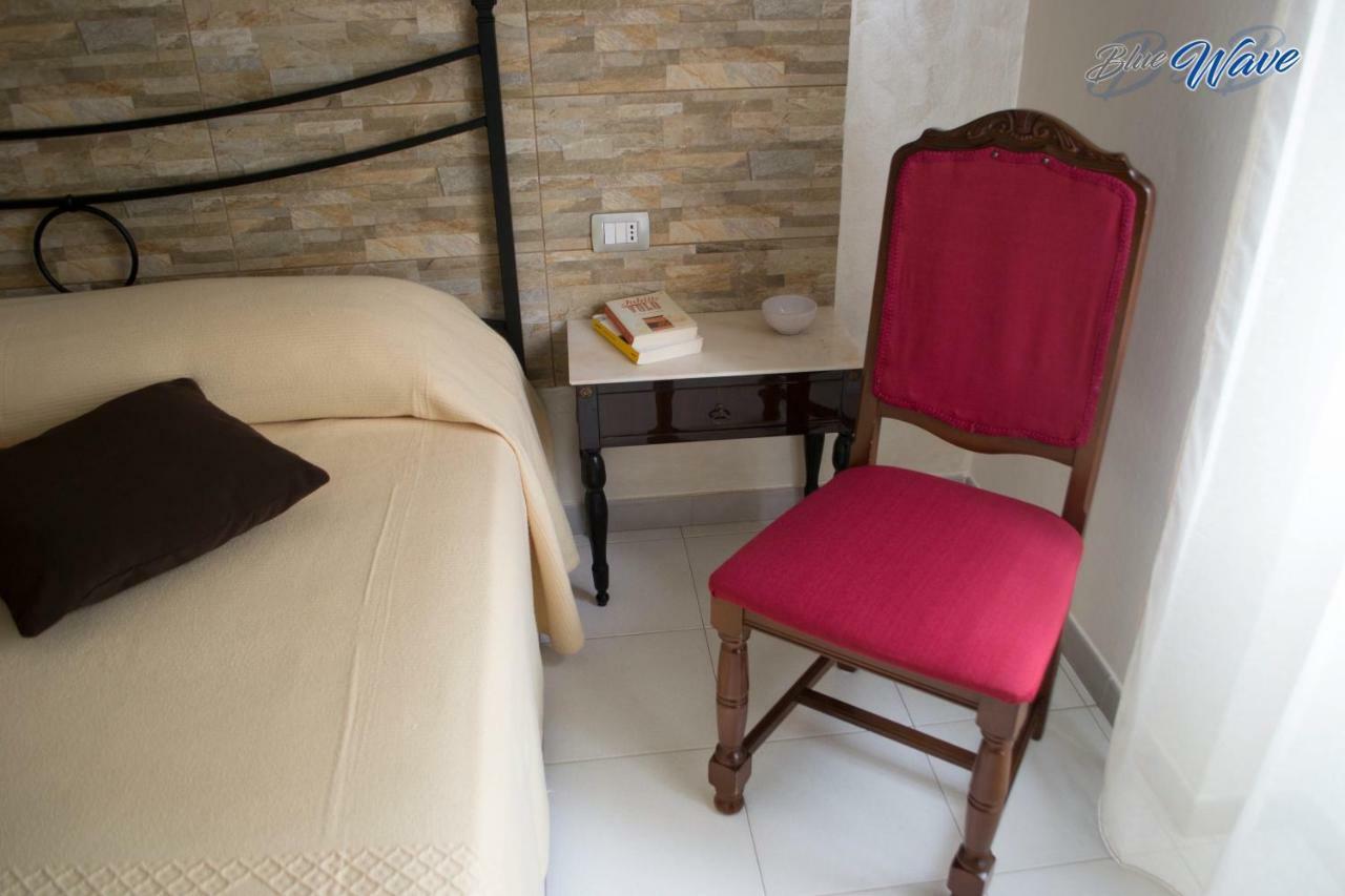 B&B Blue Wave Alghero Bagian luar foto