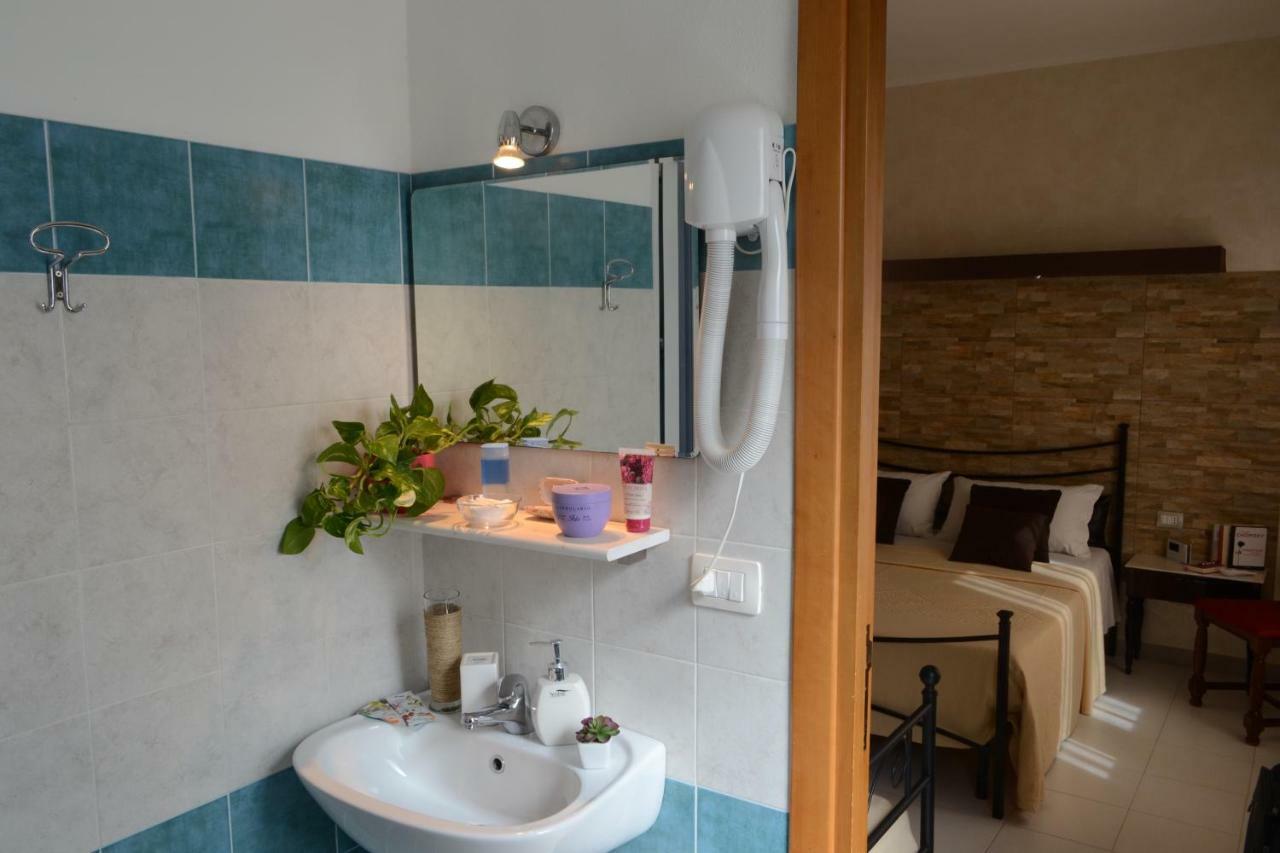 B&B Blue Wave Alghero Bagian luar foto